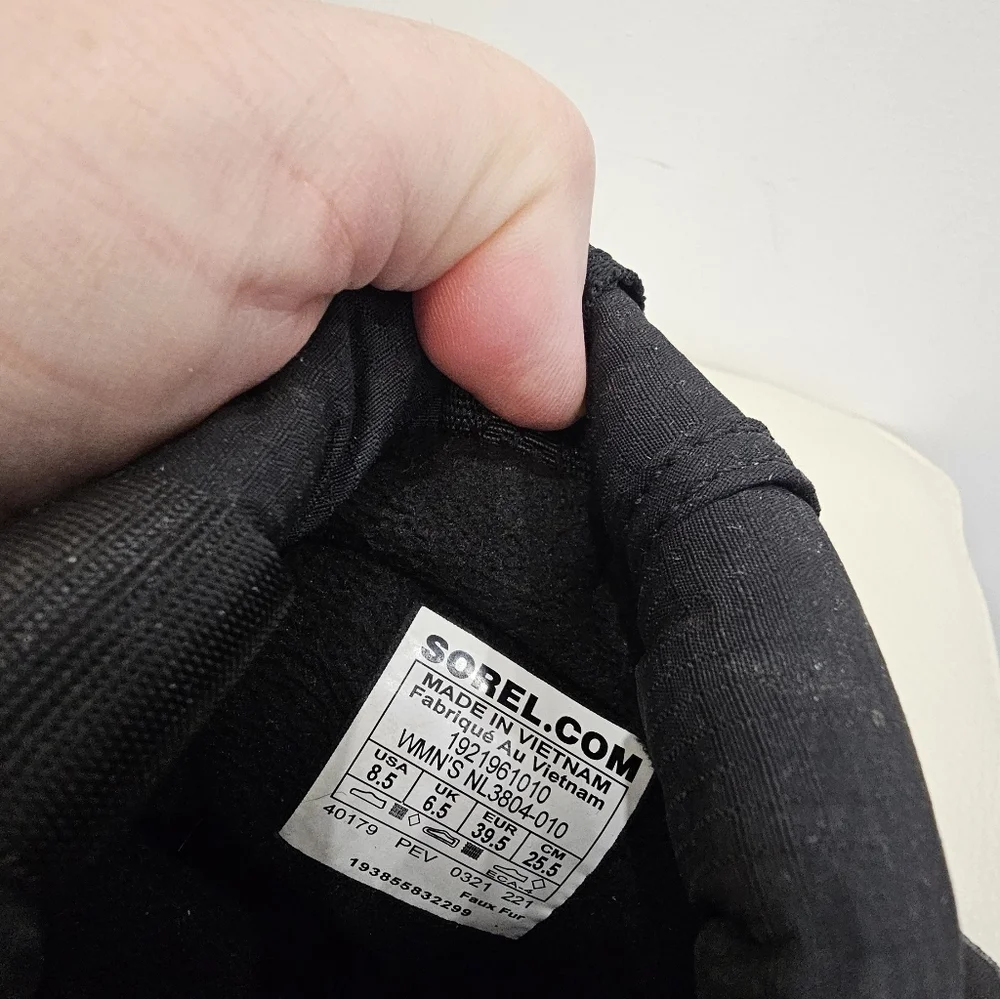 SOREL Out N About Puffy WINTER WATERPROOF Boots Matte Black Warm Shoes 8.5 - Picture 6 of 9